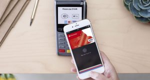 Les clients de la Société Générale peuvent payer leurs achats avec Apple Pay