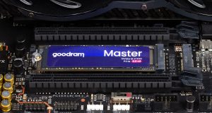 Le Goodram Master exploite l'interface PCIe 5.0 x4 pour atteindre 14 Go/s en lecture séquentielle.