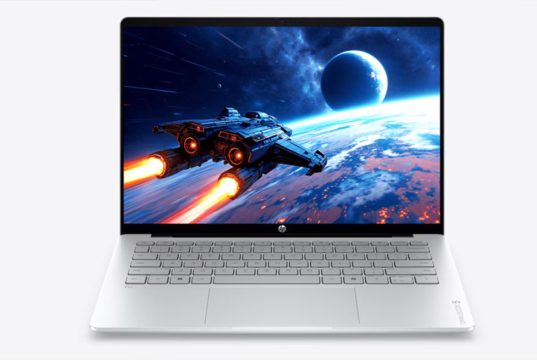 Le HP OmniBook 5 14 pouces avec écran OLED et processeur Intel Core Série 3 Wildcat Lake.