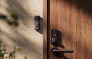Ring Smart Lock : la serrure connectée qui s’auto-alimente en cas de batterie à plat Serrure connectée Ring : le système manuel anti-panne de batterie